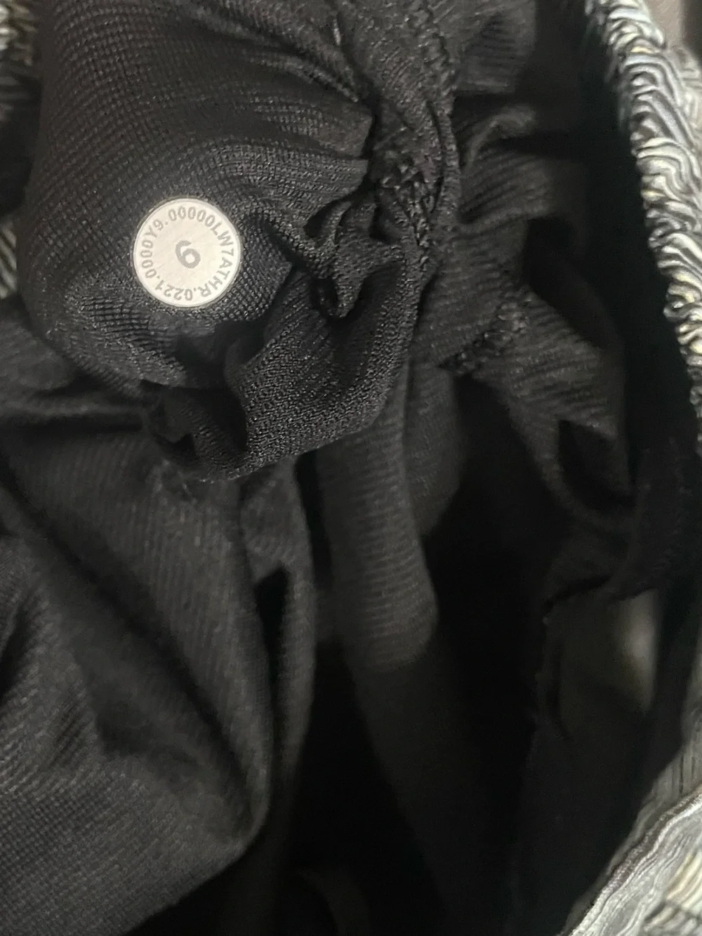 Lululemon Hotty Hot Low Rise Short 2.5